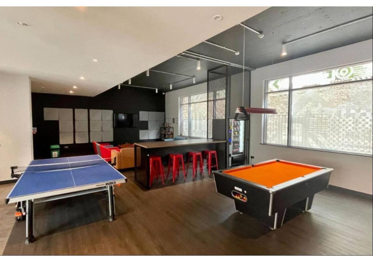 Apartament Joivy Affordable Dublin Thomas Street - Adults Only Zewnętrze zdjęcie